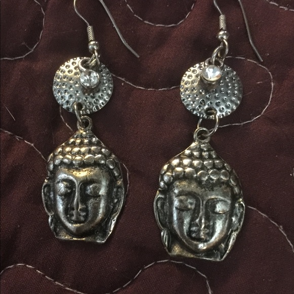 Vintage silver Buddha earrings dangle - Picture 2 of 3